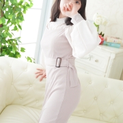 この純白を独り占めしませんか？この白を貴方色に。【希咲 香織】