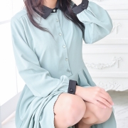 入里 ゆりか
