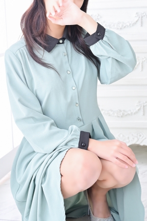 入里 ゆりか