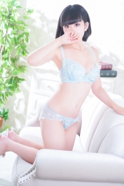 綾戸 さほ
