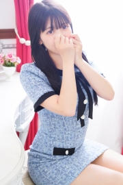 姫咲 せりな